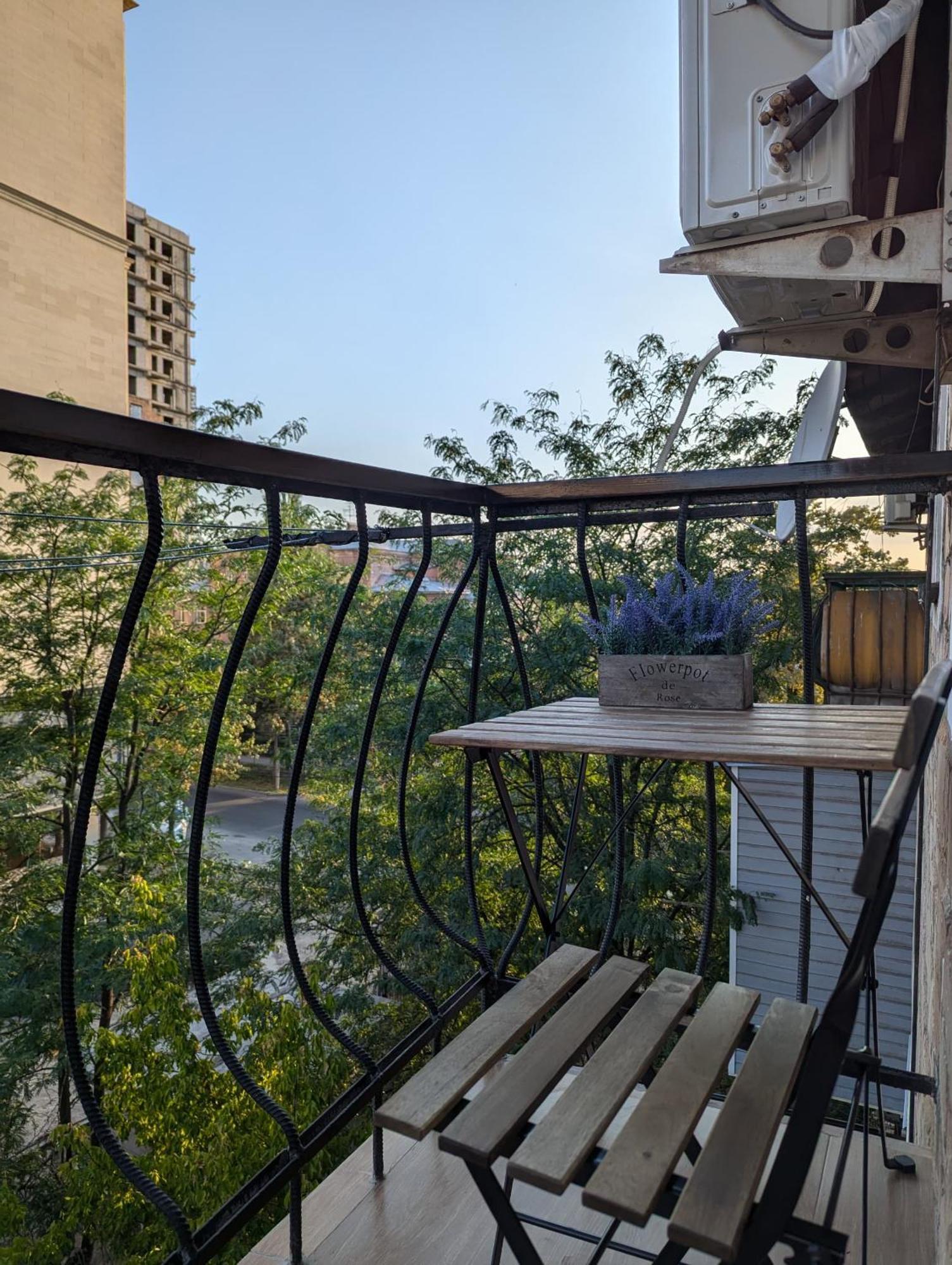 Moonflower Residence 4645 Biskek Kültér fotó
